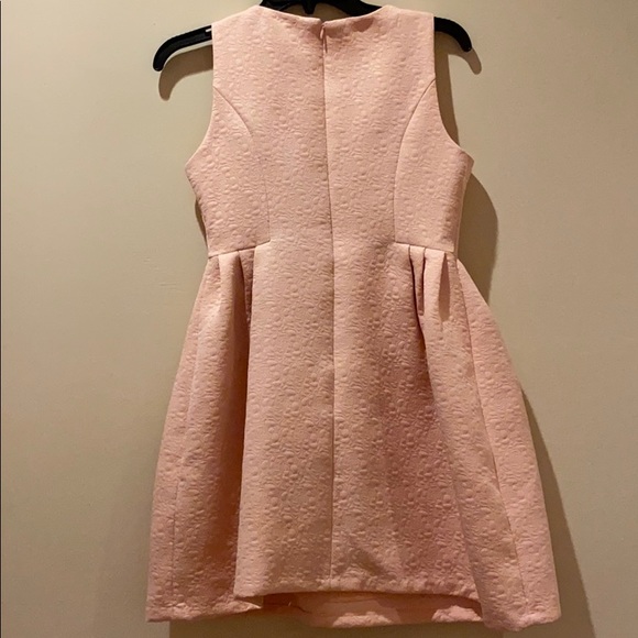 Dress - Picture 2 of 4